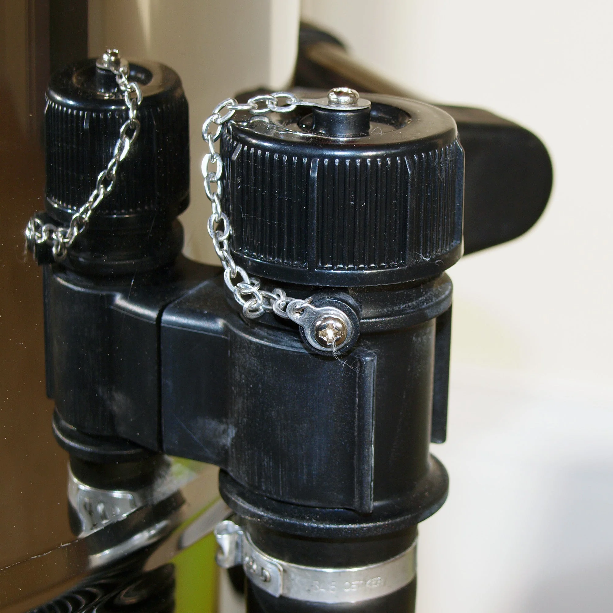 Aquarius Contractor Professional Carpet and Upholstery Cleaner - Image 16