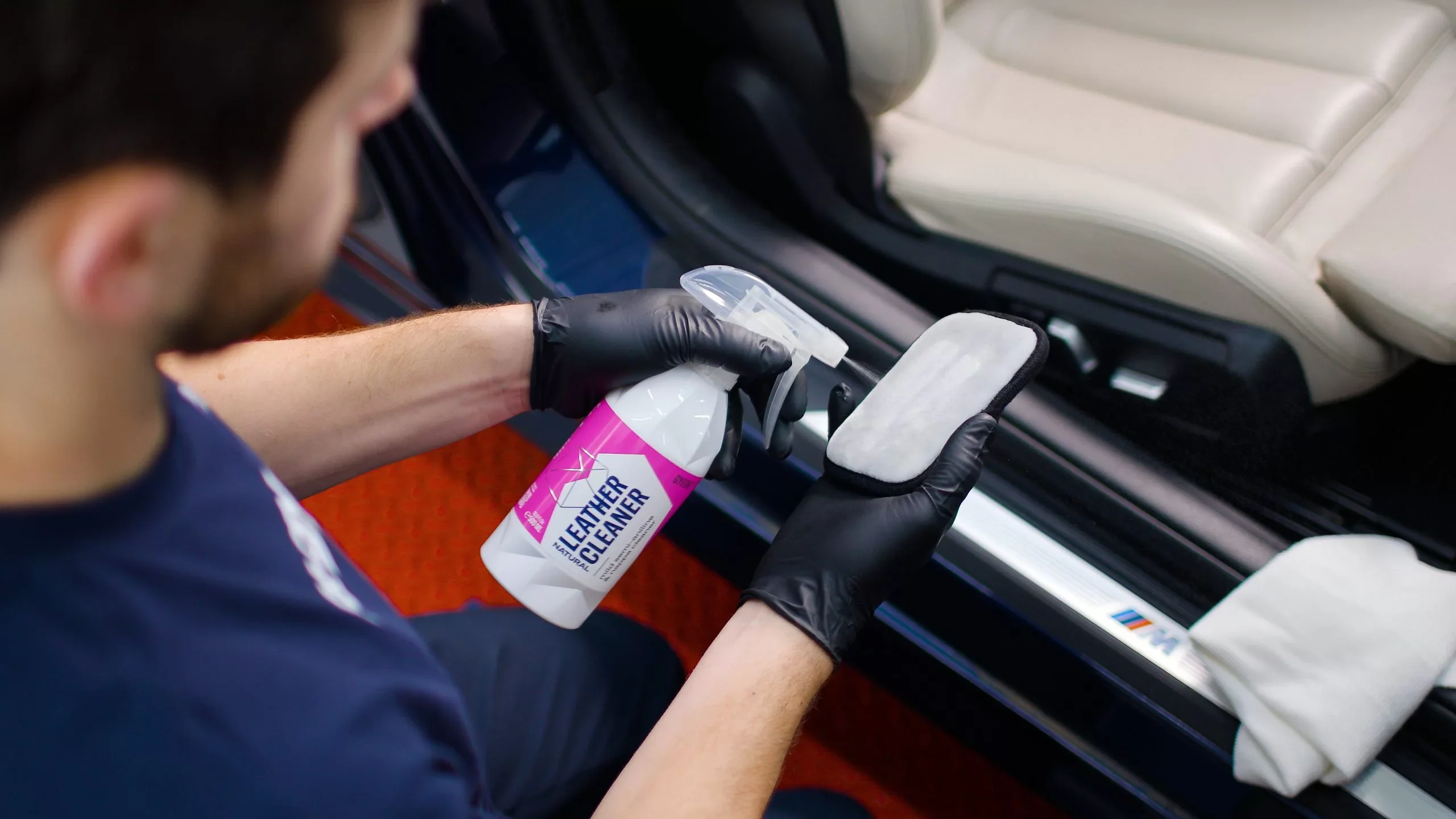 Gyeon Q²M Leather Cleaner Natural - Image 5
