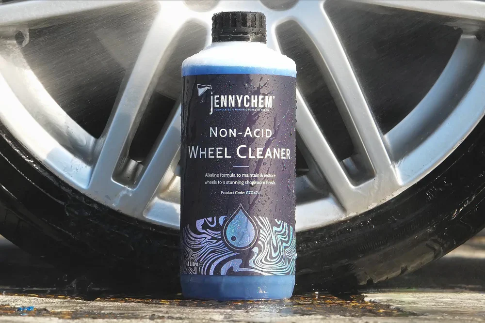 Jennychem Non-Acid Wheel Cleaner - Image 7
